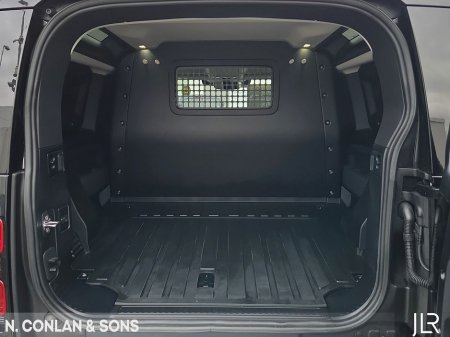 2023 Land Rover Defender 90 3.0D HARD TOP COMMERCIAL (PRICE EXCLUDES VAT) *MAIN LAND ROVER DEALER* €54,430 thumbnail