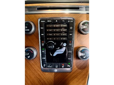 2017 Volvo XC60 - thumbnail 23