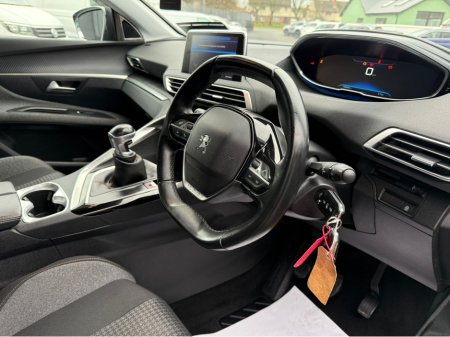 2019 Peugeot 3008 - thumbnail 9