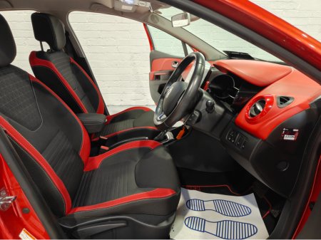 2016 Renault Clio 1.2 AUTOMATIC €9,995 thumbnail