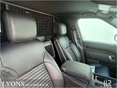 2025 Land Rover Discovery - photo 3