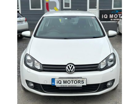 2012 Volkswagen Golf - view 2