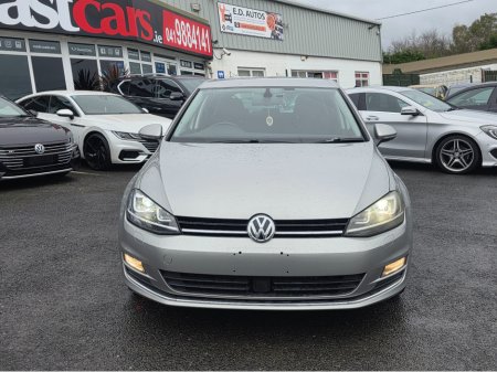 2016 Volkswagen Golf 1.2 TSI HIGHLINE ALL STAR EDITION - REVERSE CAMERA - ALLOYS - STUNNING CAR - LOW TAX BAND €14,450 thumbnail