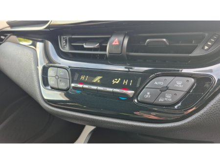 2019 Toyota C-HR - thumbnail 15