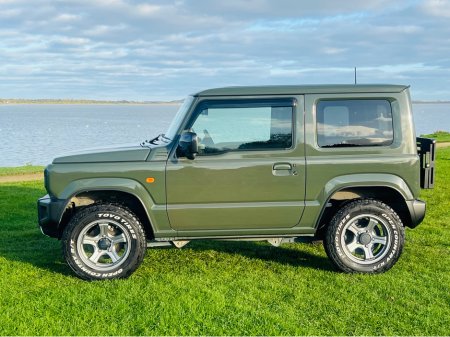 2022 Suzuki Jimny - thumbnail 4