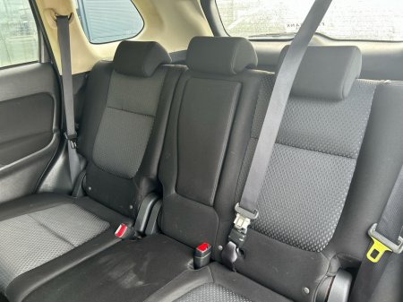 2017 Mitsubishi Outlander - thumbnail 11