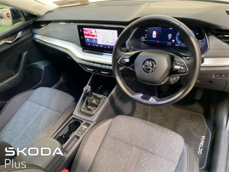 2023 Skoda Octavia - thumbnail 7