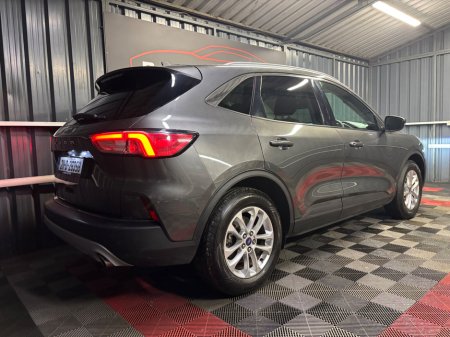 2021 Ford Kuga - thumbnail 5