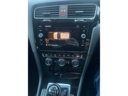 2018 Volkswagen Golf  €16,500 thumbnail