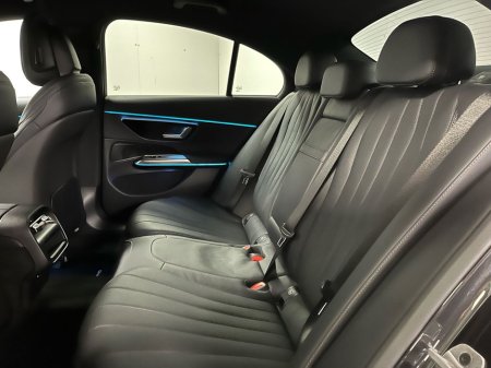 2026 Mercedes-Benz E Class 300de AMG - 20 Inch Alloys - Reversing Camera - Ambient Lighting - Sat Nav - Climate Control - Electric Heated Memory Seats - Keyless Start - Apple CarPlay/Android Auto €93,950