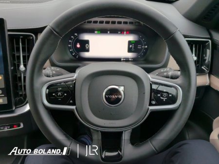 2025 Volvo XC90 - thumbnail 12