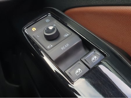 2021 Volkswagen ID.4 PRO PERFORMANCE FULLY ELECTRIC NCT 03/27 FINANCE AVAILABLE €90 PER WEEK HEATED STEERING WHEEL/ HEATED SEATS/ SAT NAV/ TOUCH SCREEN/ ANDROID AUTO/ APPLE CAR PLAY/ REVERSE CAMERA/ HISTORY CHECKED €19,900 thumbnail