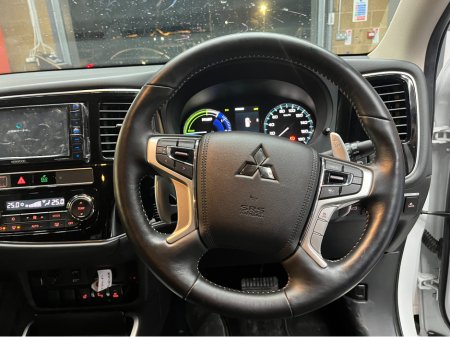 2019 Mitsubishi Outlander €23450! 2019 MITSUBISHI OUTLANDER PHEV G 2.4 AUTOMATIC / ELECTRIC HEATED SEATS / CRUISE CONTROL €23,450 thumbnail