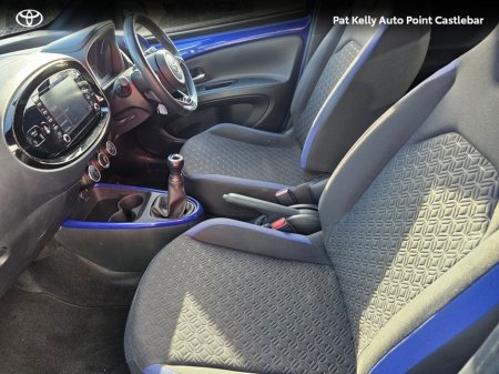 2023 Toyota Aygo - thumbnail 6