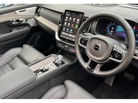 2025 Volvo XC90 - thumbnail 5