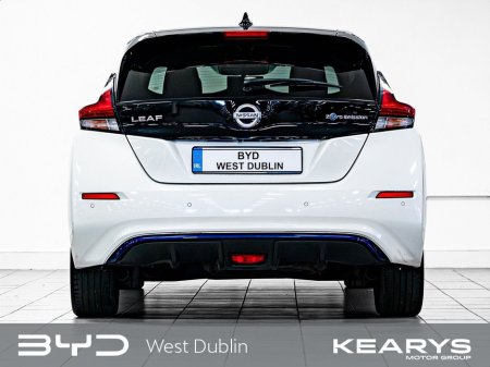 2022 Nissan Leaf - thumbnail 6