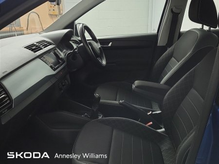 2019 Skoda Fabia - thumbnail 4