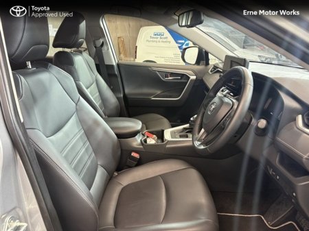 2025 Toyota Rav4 RAV4 HYBRID SOL €47,950 thumbnail