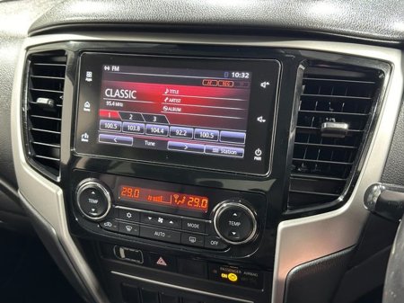 2020 Mitsubishi L200 - thumbnail 14