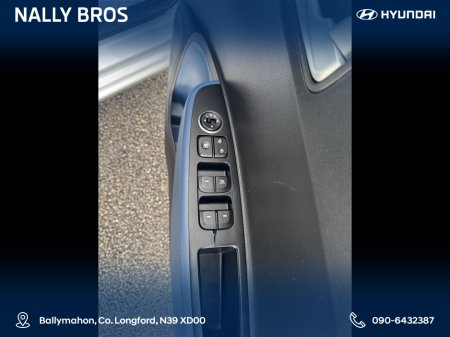 2017 Hyundai i10 DELUXE 4DR thumbnail