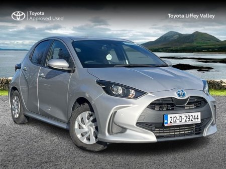2021 Toyota Yaris YARIS 1.5 HYBRID €18,950