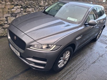 2017 Jaguar F-Pace 2.0 i4 D 180PS Prestige RWD €12,750 thumbnail