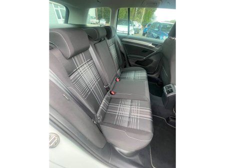 2015 Volkswagen Golf - thumbnail 11