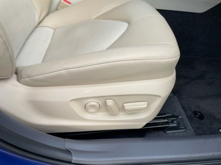 2020 Toyota Camry - Platinum Edition - Ivory Leather - 2.5 Hybrid - Top Spec - Automatic - Irish Car - 55,465 km // Remote Central Locking // Front Electric Windows // Rear Electric Windows // Electric Mirrors // Finge €31,999 thumbnail