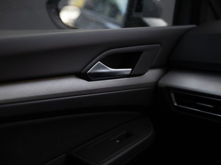 2022 Volkswagen Golf - thumbnail 26