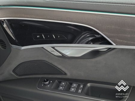2024 Audi A8 - thumbnail 22