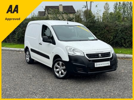 2017 Peugeot Partner SE L1 BLUE HDI