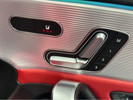 2019 Mercedes-Benz A Class - thumbnail 8