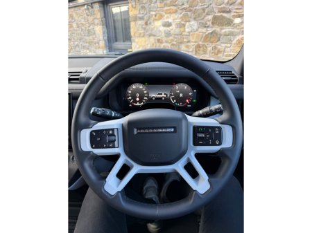 2026 Land Rover Defender - thumbnail 33