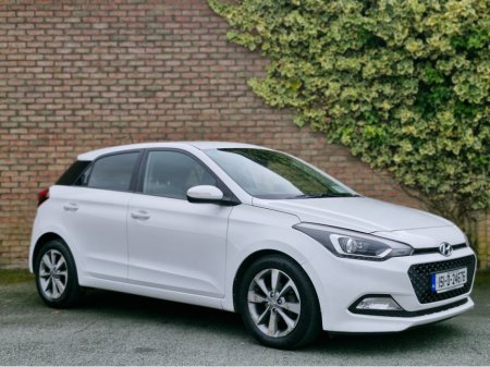 2015 Hyundai i20 - thumbnail 1