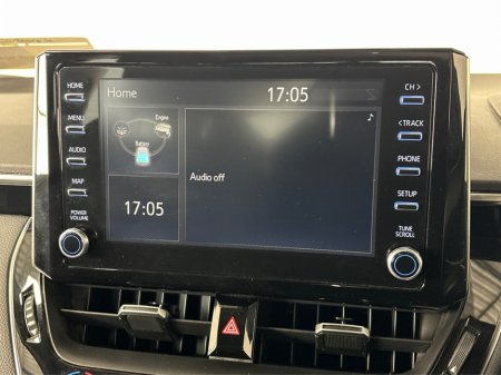 2021 Toyota Corolla HYBRID LUNA**TOUCHSCREEN BLUETOOTH MEDIA**REVERSE CAMERA**PARKING SENSORS**DUAL CLIMATE**CRUISE CONTROL**MULTIFUNCTIONAL STEERING WHEEL**AIR CONDITIONING**ISOFIX**FINACE AVAILABLE** €21,995 thumbnail