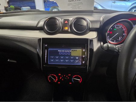 2024 Suzuki Swift - thumbnail 18