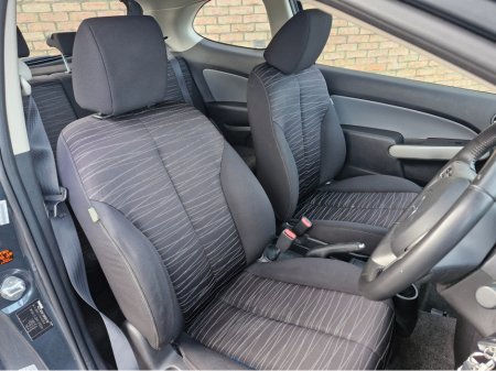 2010 Mazda Mazda2 1.3 TAMURA €2,999 thumbnail