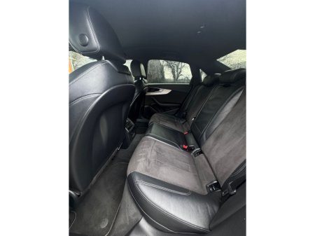 2018 Audi A4 LIMOUSINE 2.0 TDI S-LINE 4DR €19,800 thumbnail