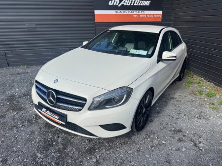 2014 Mercedes-Benz A Class - thumbnail 3