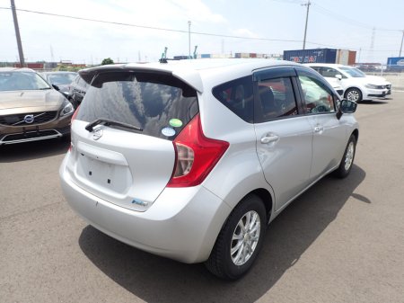 2016 Nissan Note 1.2 PETROL AUTOMATIC // REVERSING CAMERA // ALLOYS // FOGS // COLLISION ASSIST // IDEAL STARTERS CAR €8,950