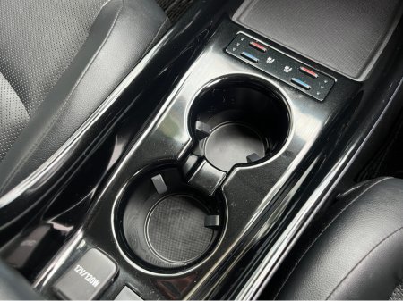 2020 Toyota Prius - thumbnail 17