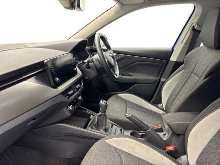 2023 Skoda Kamiq - thumbnail 2