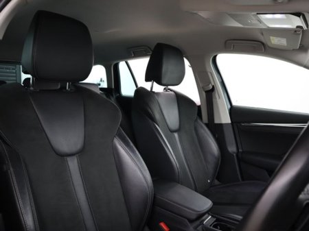 2022 Skoda Octavia - thumbnail 13