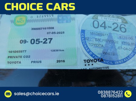 2016 Toyota Prius - thumbnail 9