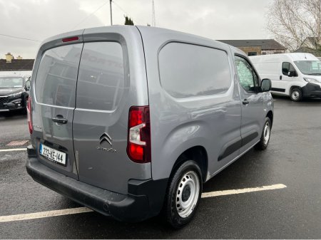 2023 Citroen Berlingo LX BLUEHDI 100 MWB (Price ex vat) €13,950 thumbnail