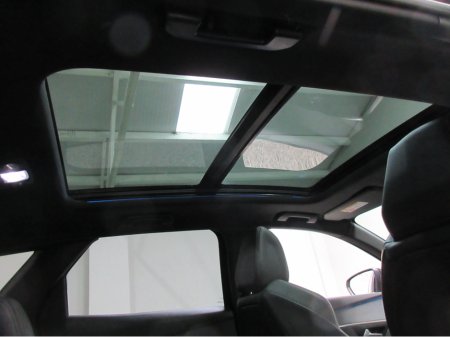 2018 Peugeot 3008 - thumbnail 9