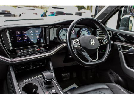 2021 Volkswagen Touareg - thumbnail 27