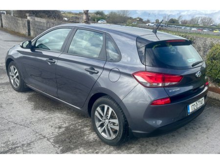 2017 Hyundai i30 - thumbnail 4