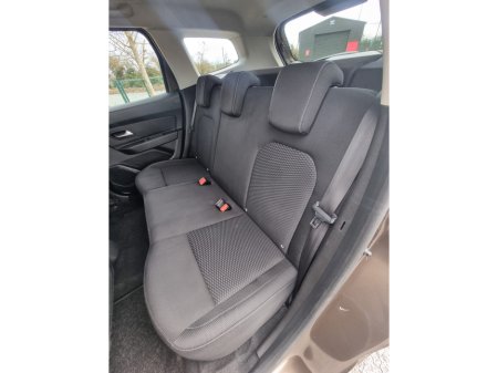 2021 Dacia Duster - thumbnail 13