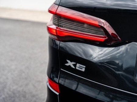 2022 BMW X5 XDRIVE45E M SPORT €60,950 thumbnail